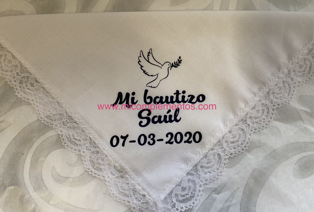 ❤️ Pañuelo de Bautizo personalizado con el nombre y fecha